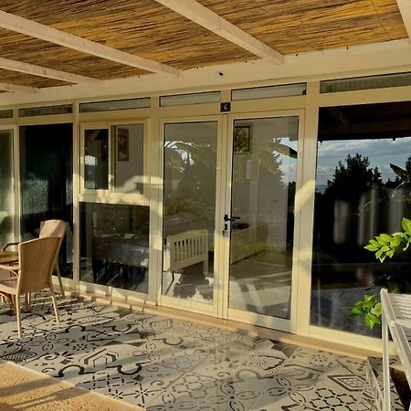 Essos Villas Dhërmi エクステリア 写真