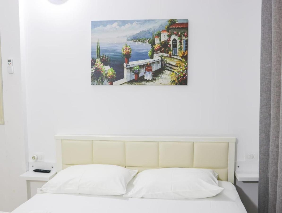 Essos Villas Dhërmi エクステリア 写真